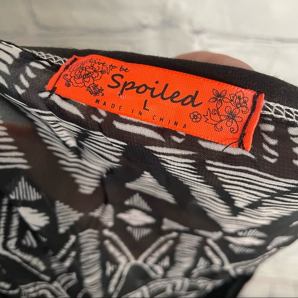 Black & White Giraffe Blouse Large - Picture 6 of 7